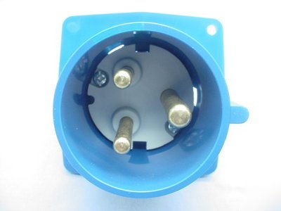 Leviton pin & sleeve plug inlet 32A 200-250VAC SP332B6