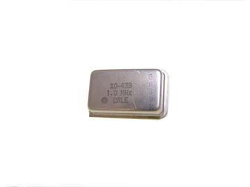 New 80) dale xo-43B-1.0 mhz clock oscillators - in tube