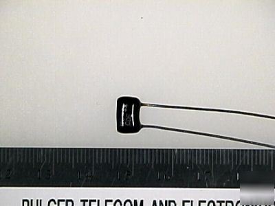 160PF 500 volt mica radial capacitor