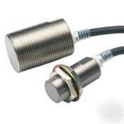 New omron E2E-X10MY1 - E2EX10MY1 proximity sensor (bb)