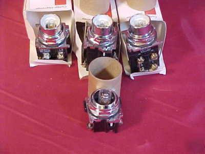 New 4 cuterler hammer 10250T pretest light switch 