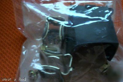 New allen bradley 1494F-C633 fuse block adapt warranty 