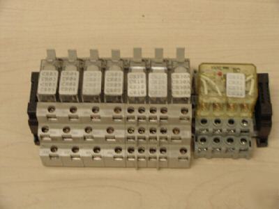 Omron P2RF-08-e , P2RF-05-e and G2R relays, =