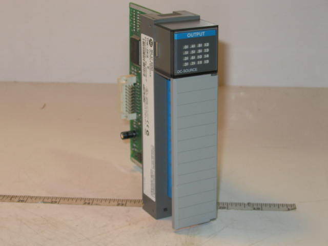 Allen bradley output module 1746-OB16 series c