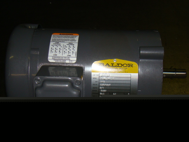 New baldor VM3537 industrial motor 1 or 2 hp 3PH V803