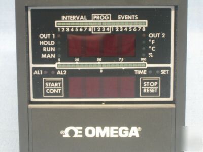 Omega ramp/soak temperature/process controller CN3221