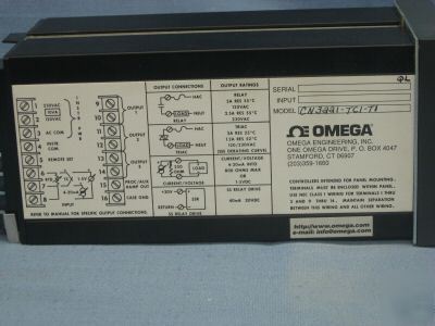 Omega ramp/soak temperature/process controller CN3221