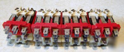 ( 4 ) 120 vac/50 vdc coil 5 a tpdp