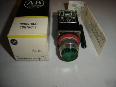 Allen bradley 800MR-PB16GAS green ill push button 