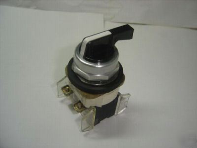 Allen bradley 800T-J20KC7B 3 positions selector switch
